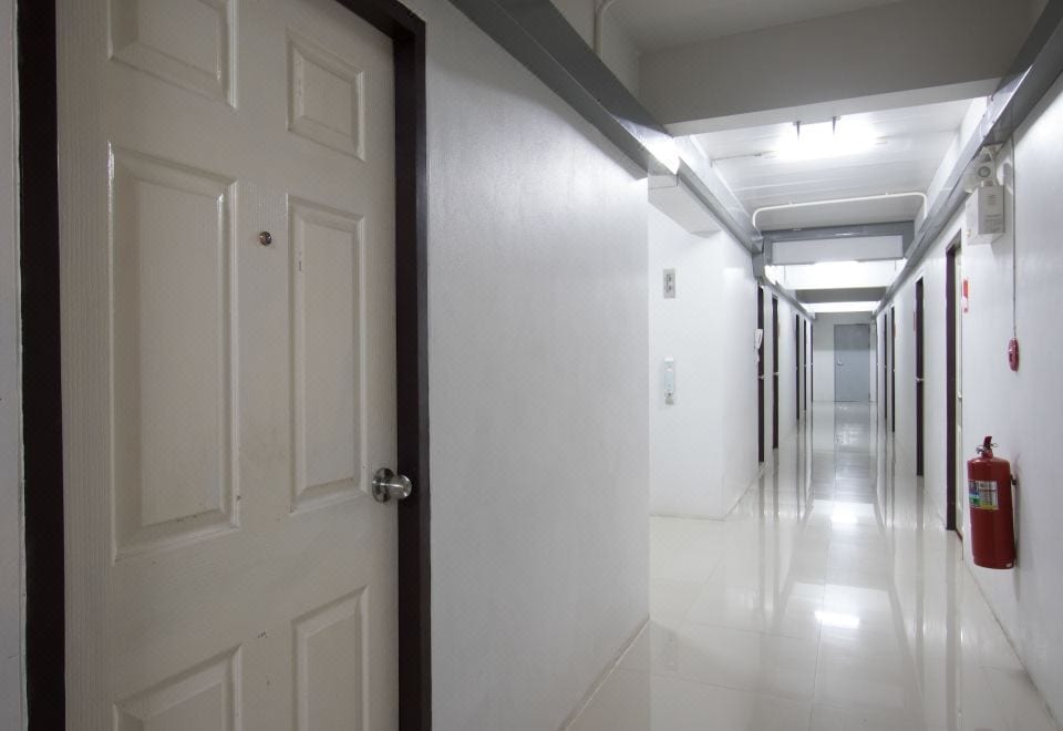 มุมมองที่พัก I-Home Residence and Hotel ปลวกแดง ใกล้นิคมอุตสาหกรรม Eastern Seaboard และ Amata City