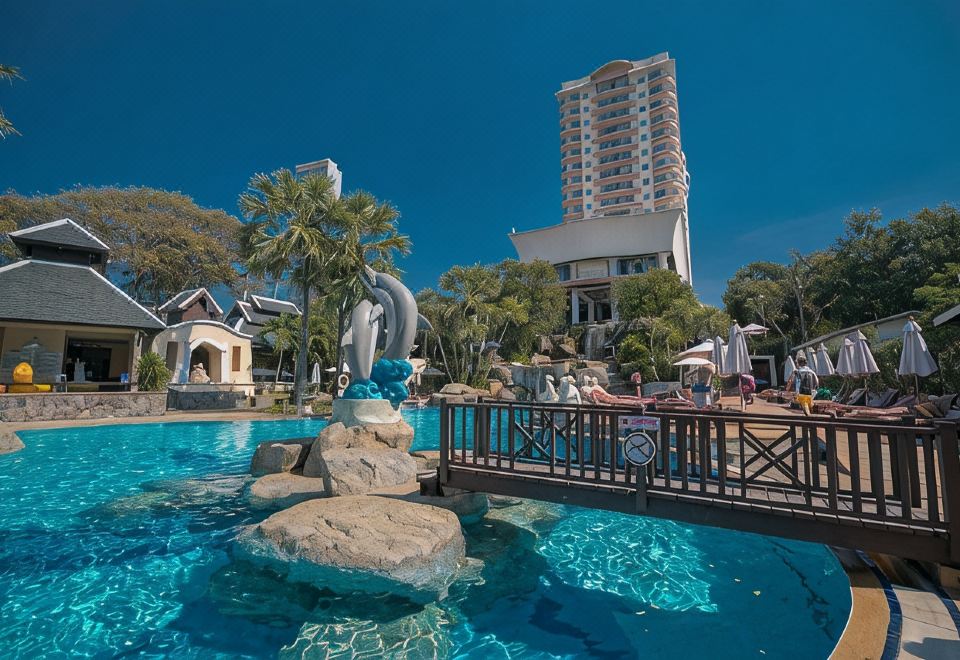 Long Beach Garden Hotel & Pavilions Pattaya