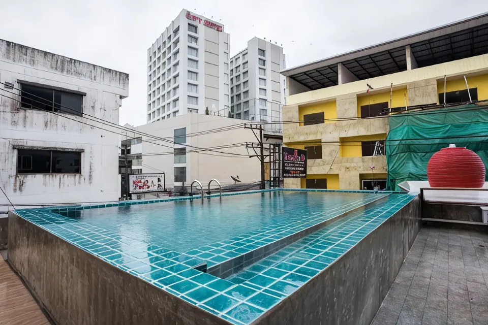 พื้นที่ส่วนกลางและสิ่งอำนวยความสะดวกของ Triple B Boutique Residence กลางเมืองศรีราชา
