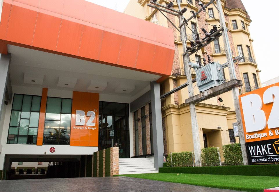 B2 Hat Yai Rat Uthit Boutique & Budget Hotel