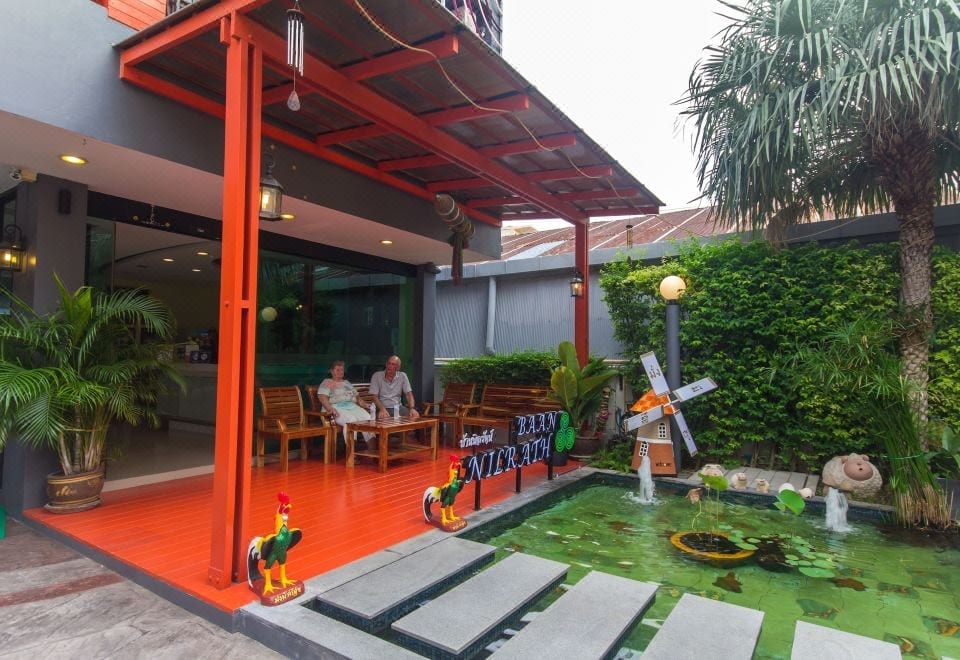 ห้องพัก Baan Nilrath Hotel หัวหิน สะอาดตา มีระเบียงส่วนตัวกลางเมือง