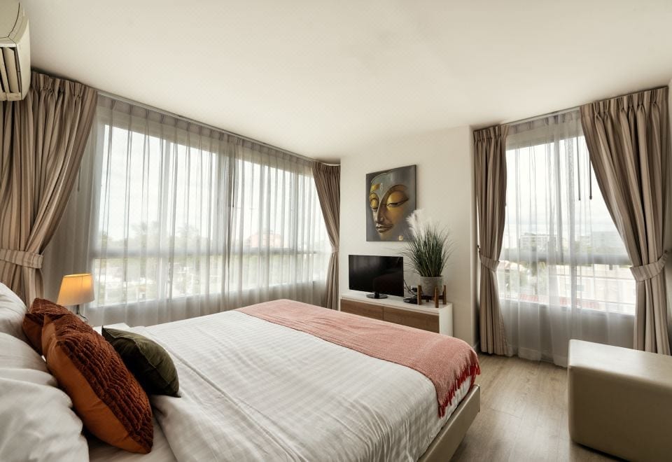 First Choice Suites by the Sea