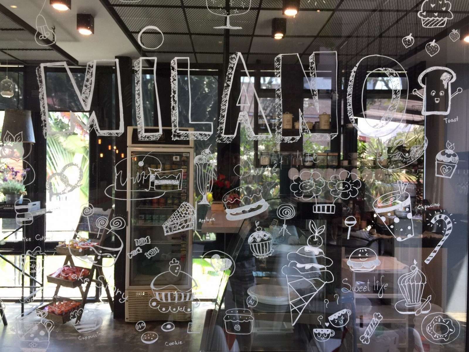 มุมร้านอาหารของ Milano Huahin สำหรับมื้อเช้าและมื้อง่ายๆ ในรีสอร์ต