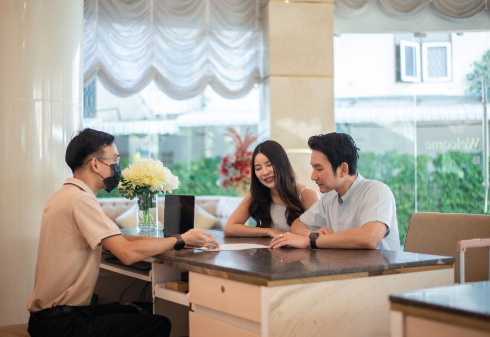 อาคารและล็อบบี้ Royal Pavilion Hua Hin โรงแรม 4 ดาวกลางเมืองหัวหินบนถนนเพชรเกษม