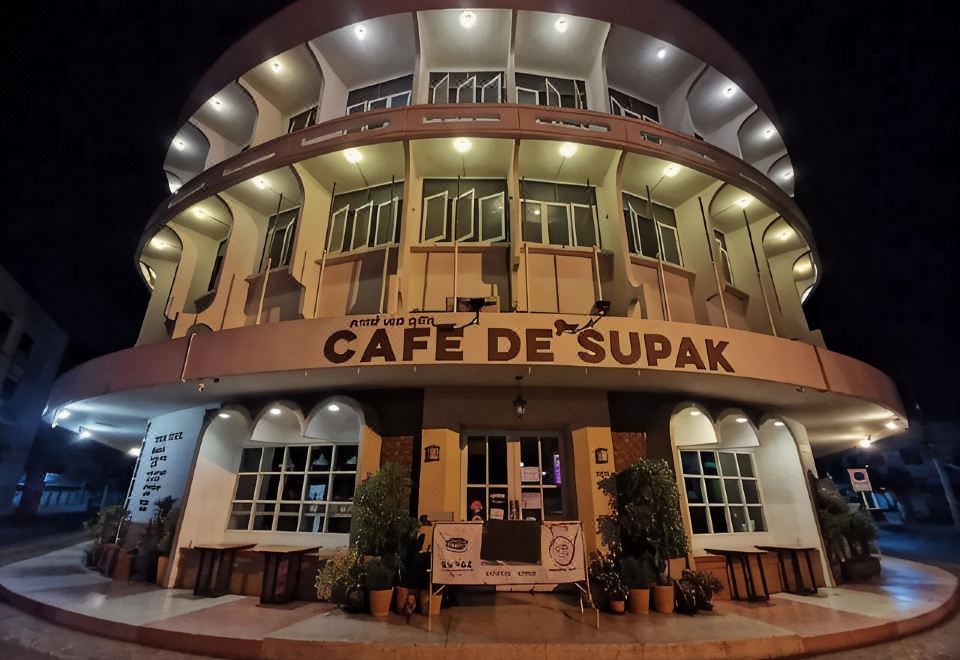 ห้องพักภายในโรงแรมสุภัค สะอาดแบบโรงแรมประหยัด