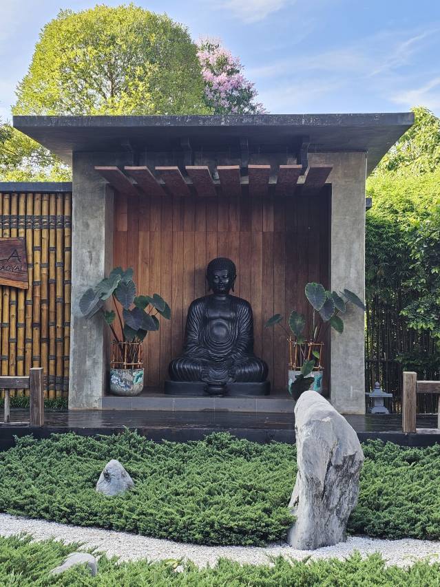 Japanese-style atmosphere inside Zen Villa Khao Yai, with decorative touches and a Zen rock garden