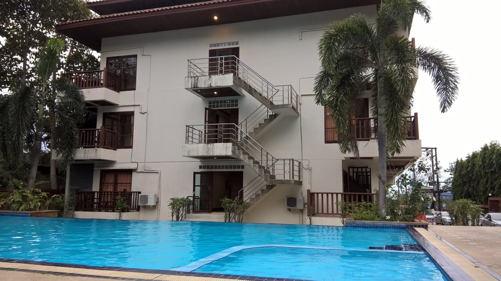 The garden pool at Alina Grande Hotel & Resort, White Sand Beach, Koh Chang