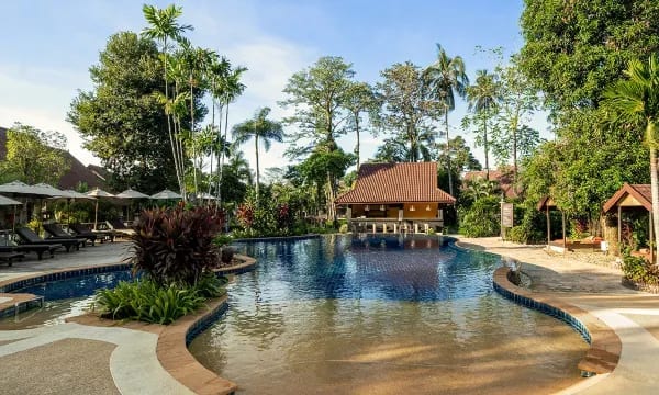 The big lagoon pool at Ramayana Koh Chang Resort & Spa (Annika) set among tropical gardens
