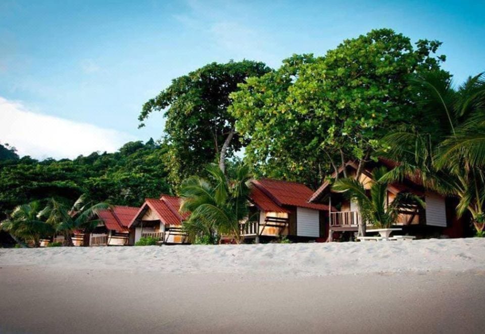 White Sand Beach Resort