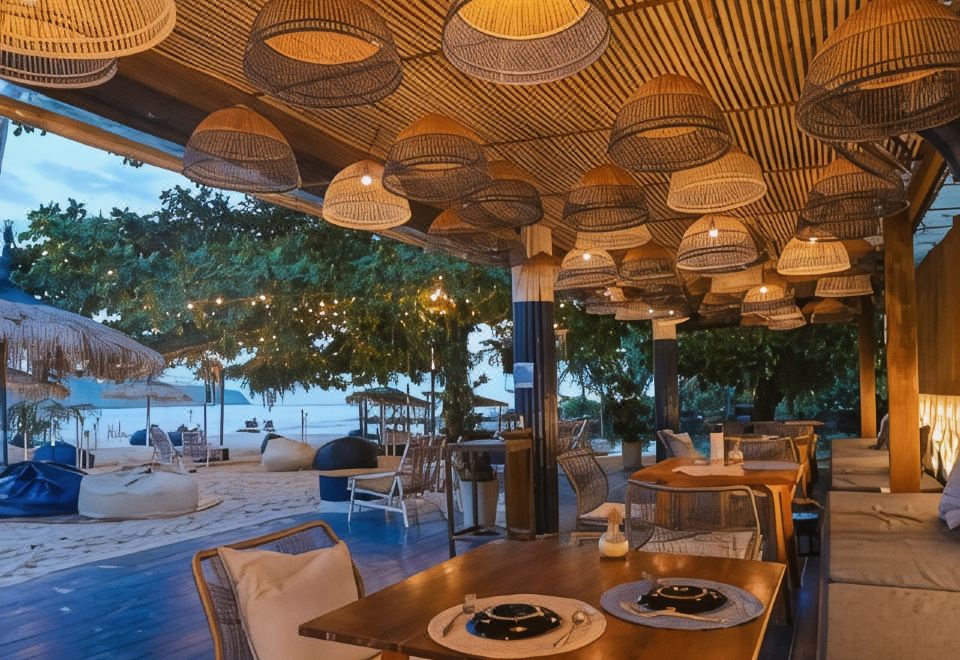 Pool Villa พร้อมสระส่วนตัวสไตล์มินิมอลที่ Rest Sea Resort Koh Kood