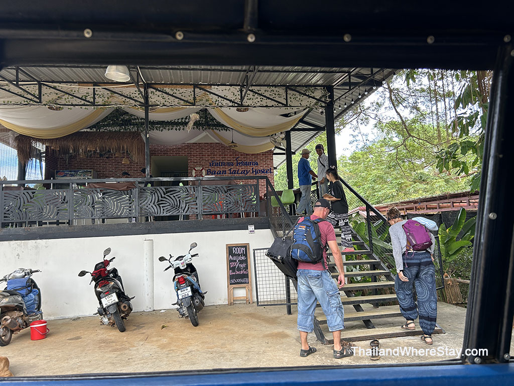 Baan TaLay Hostel