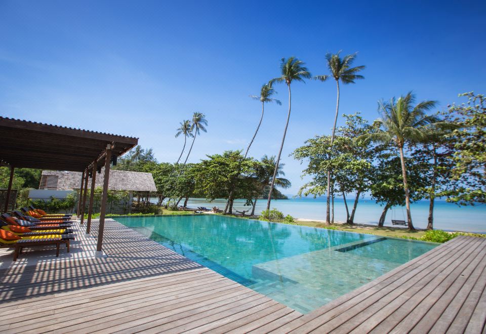 Mira Montra Resort Koh Mak