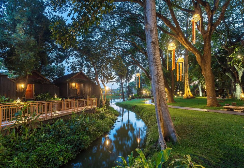 Lampang River Lodge - Lanna Riverside Resort