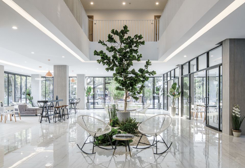 Tree Thara Hotel