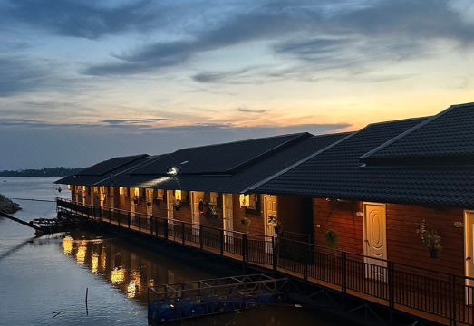 Riverside Chiangkhan Resort