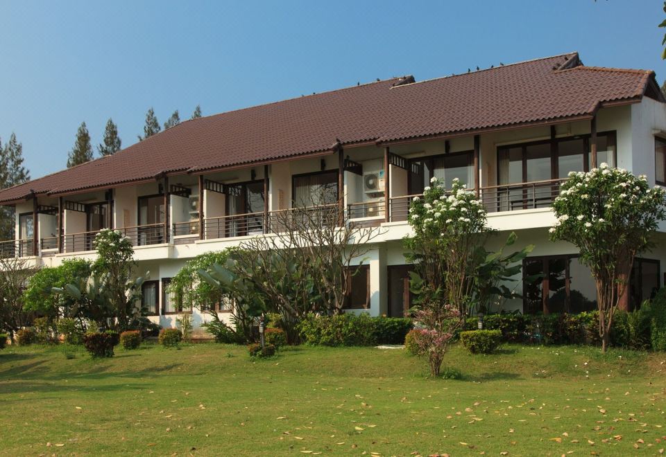 Pasak Hillside Resort