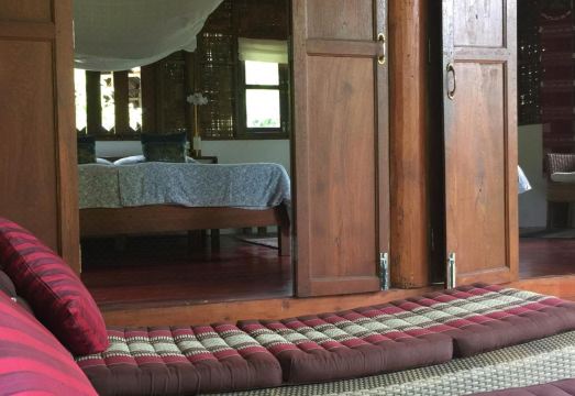 Sang Tong Huts