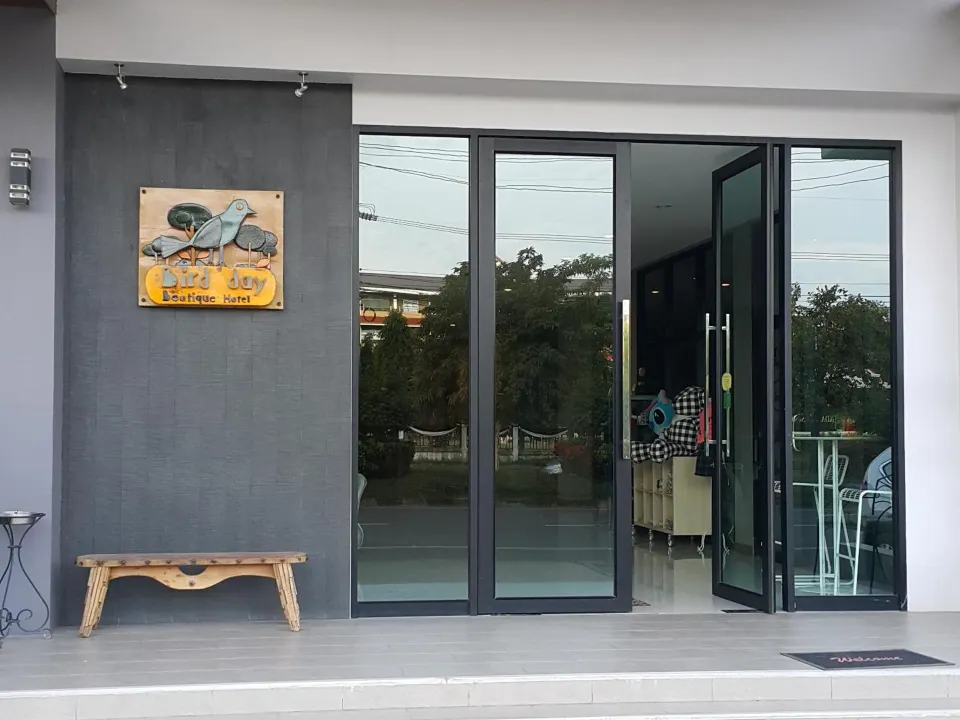 Bird Day Boutique Hotel
