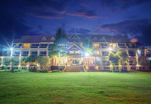 ห้องพักของ Vieng Khong Hotel มุกดาหาร พร้อมระเบียงมองออกแม่น้ำโขง