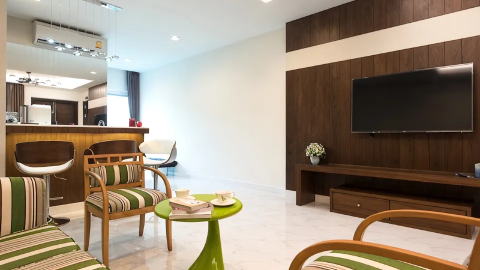 ทุ่งดอกไม้และสวนของ Ravin Home ในย่านนาหินลาด ปากพลี นครนายก