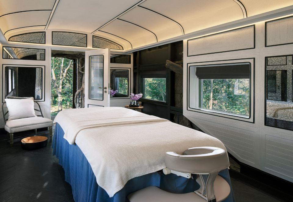ห้องสวีทตู้รถไฟโบราณของ InterContinental Khao Yai ตกแต่งสไตล์วิคตอเรียน