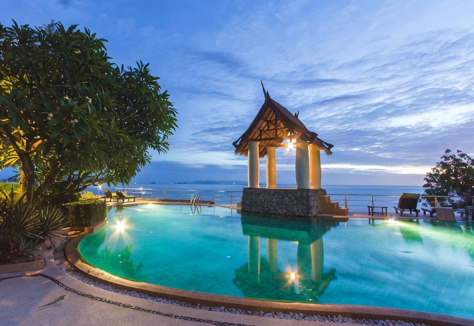 Racha Kiri Resort & Spa