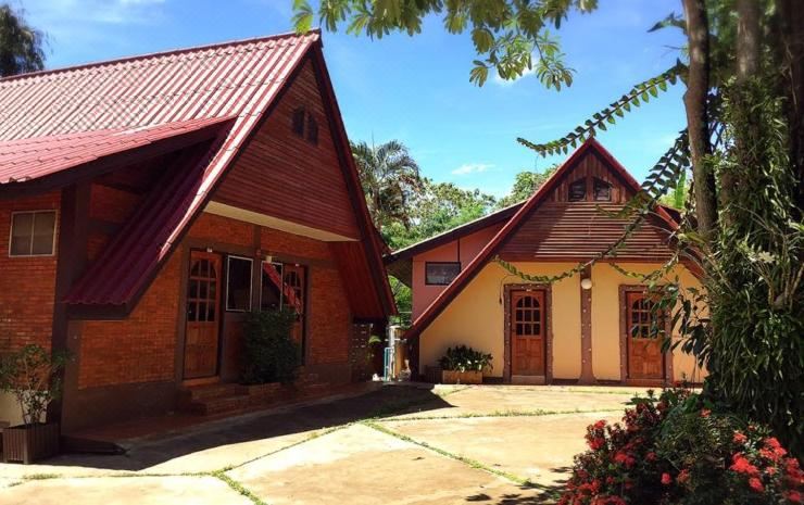 Chomphu Phukha Resort