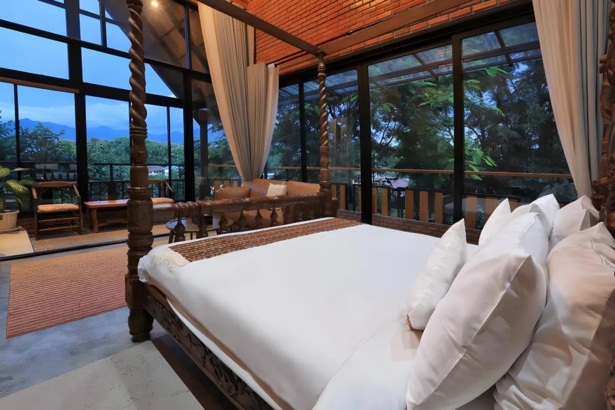 คาเฟ่ช็อกโกแลตของ Cocoa Valley Resort ที่เสิร์ฟเครื่องดื่มโกโก้และของหวานช็อกโกแลต