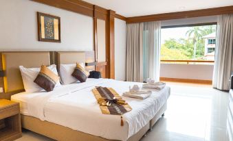 ห้องพักของ The Impress Nan Hotel โทนอบอุ่นสไตล์ล้านนาประยุกต์