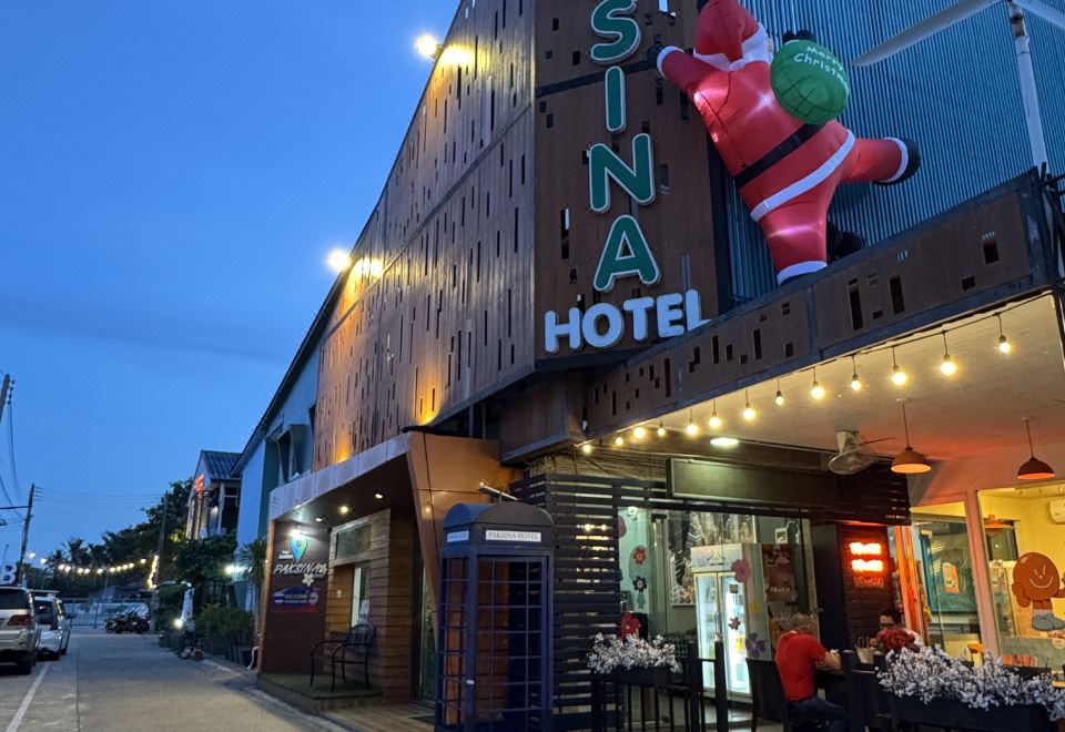 Paksina Hotel