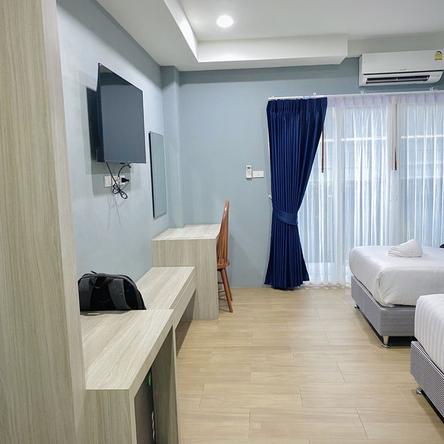 บรรยากาศสวนและพื้นที่ส่วนกลางของ Pohnphansa Boutique Hotel นราธิวาส
