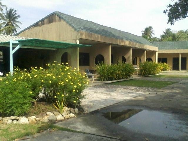 บรรยากาศริมแม่น้ำตากใบของ Takbailagoon Resort