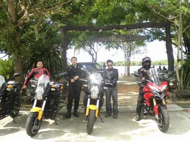 มุมห้องพักและพื้นที่ส่วนกลางของ Takbailagoon Resort ตากใบ