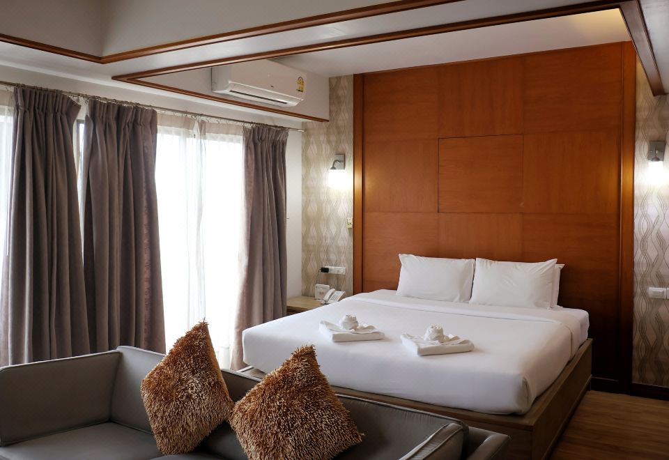 Nonthaburi Palace Hotel