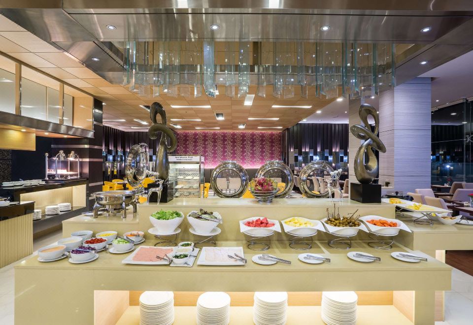 บาร์และเลานจ์ของ Best Western Plus Wanda Grand Hotel นนทบุรี