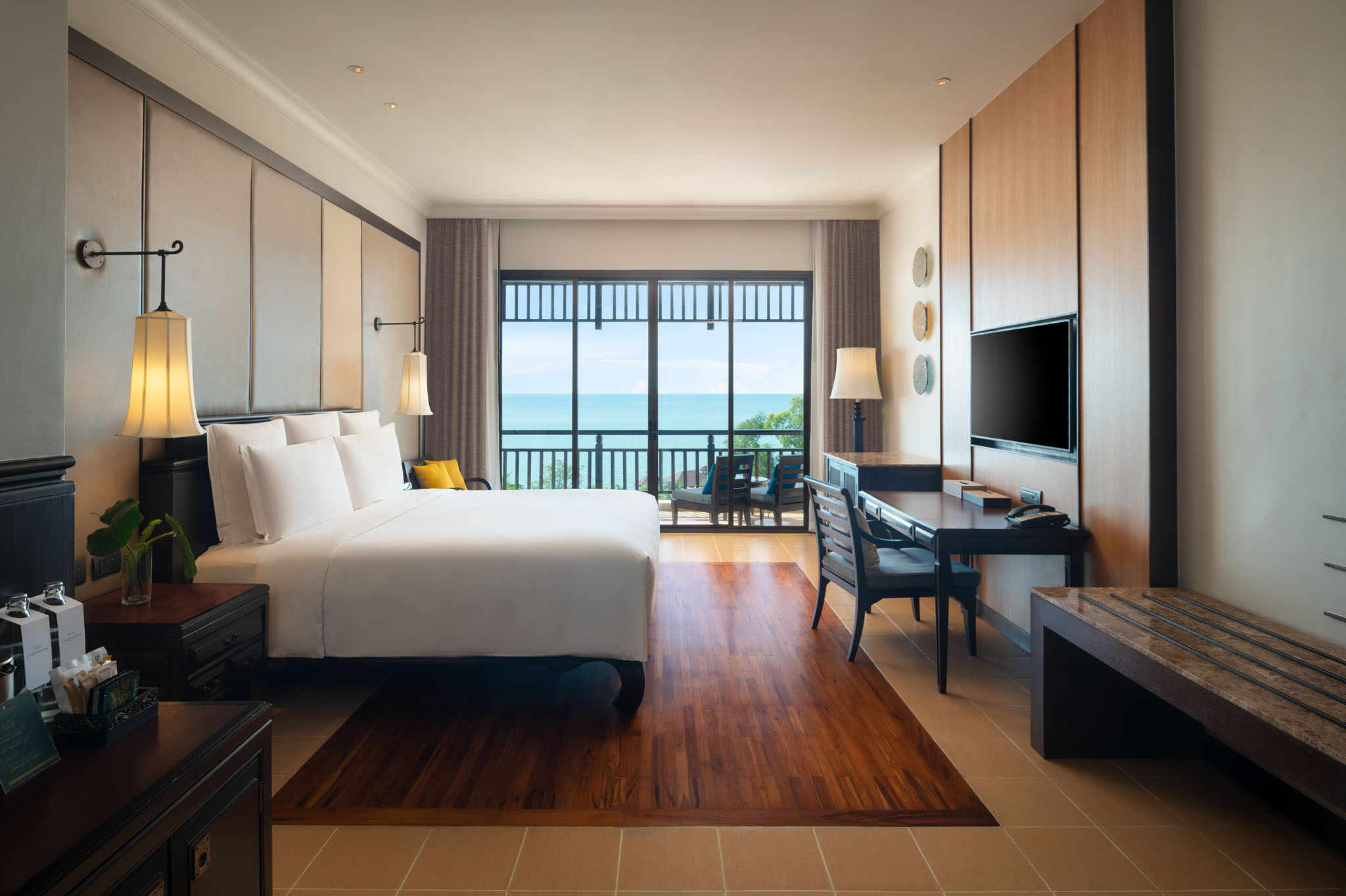 Junior Suite วิวทะเลกว้างขวาง พร้อมระเบียงส่วนตัว