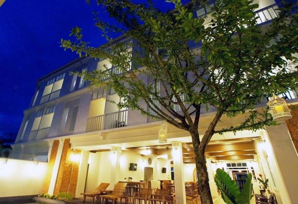 บรรยากาศโดยรวมของ Baan Pimpisa Bangsaray Boutique Residence ย่านบางเสร่ริมทะเล