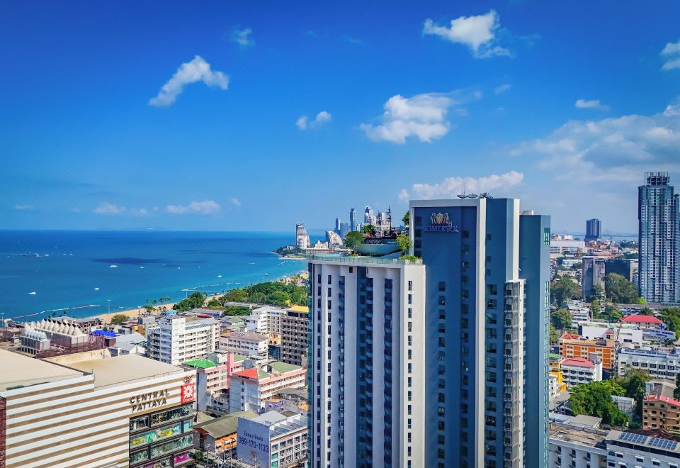 อาคารและพื้นที่ส่วนกลางของ Somerset Pattaya ใจกลางพัทยากลาง