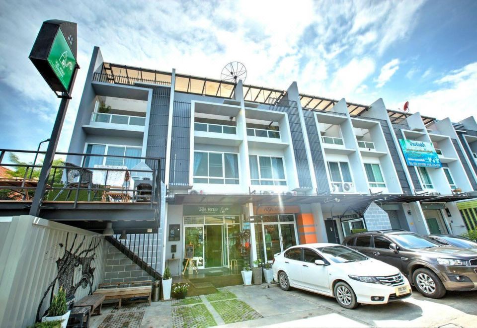 มุมพักผ่อนส่วนกลางของ White Monkey Guesthouse บรรยากาศเป็นกันเอง