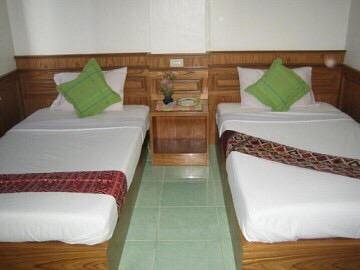 บรรยากาศห้องพักและพื้นที่ส่วนกลางของโรงแรมโอฆะนคร พิจิตร