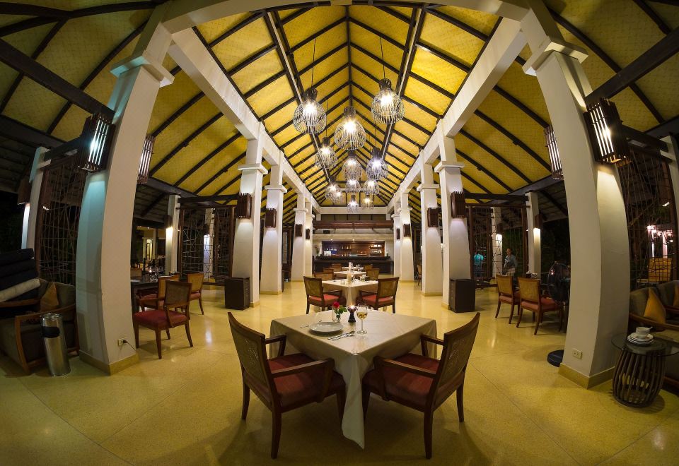 ร้านอาหาร Araya ของ Sirarun Resort เสิร์ฟอาหารไทยและซีฟู้ด