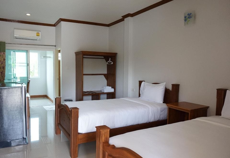 Suksopha Resort