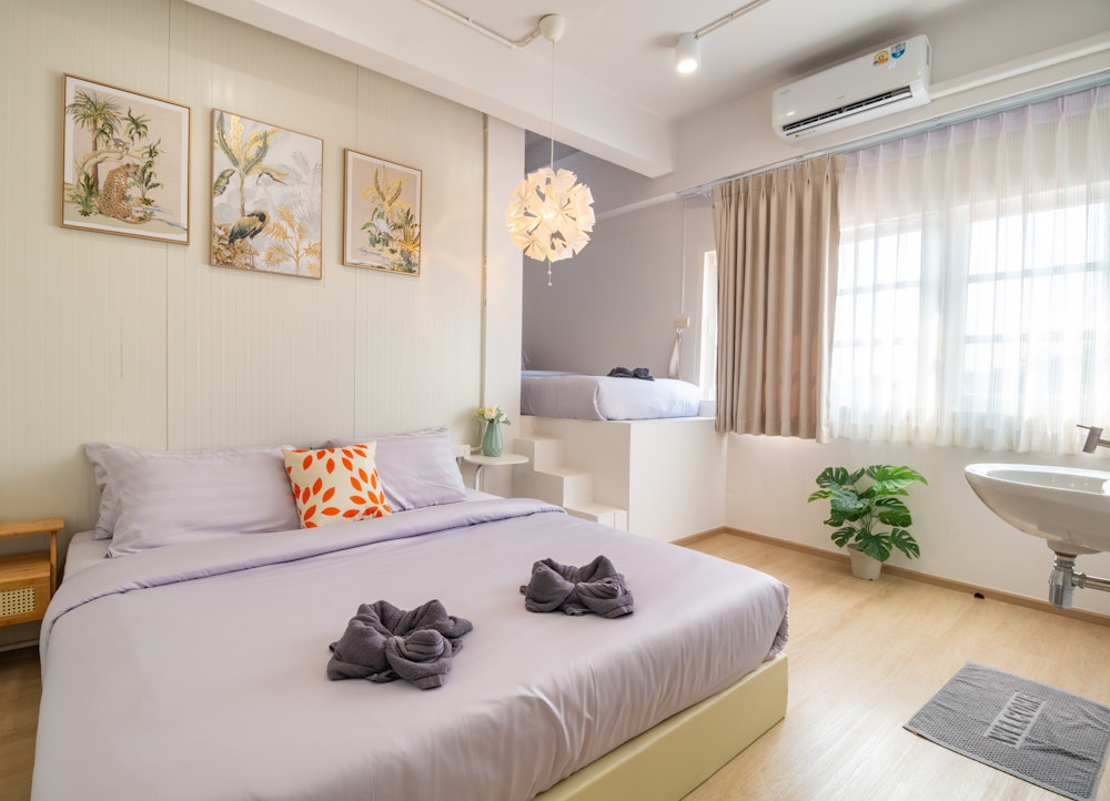 ห้องแฟมิลีของ Sleep by Me Ratchaburi รับได้หลายคน เหมาะสำหรับครอบครัว