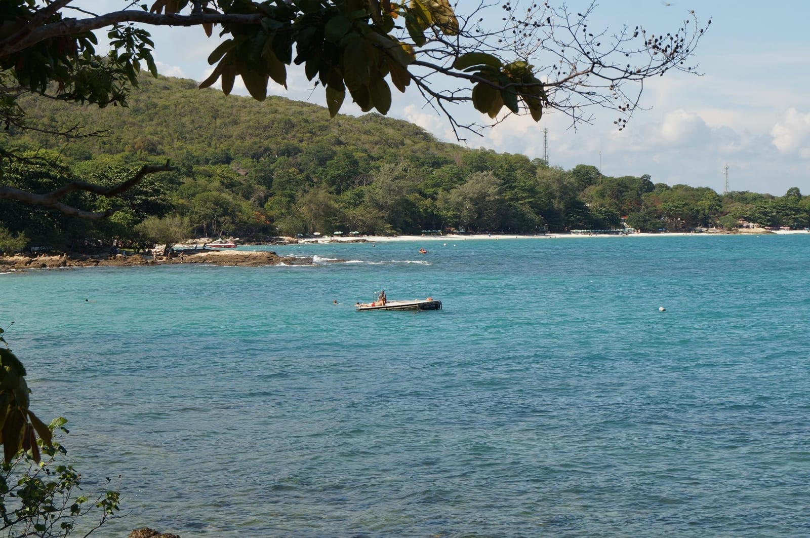มุมภายในที่พัก I-Talay Loft กลางเกาะเสม็ด ใกล้ท่าเรือหน้าด่านและหาดทรายแก้ว
