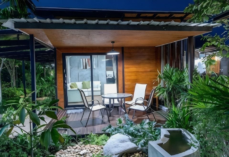 Pada Cafe คาเฟ่สไตล์บาหลีโทนชมพู-เขียวในรีสอร์ต เสิร์ฟเมนูมัทฉะและของหวาน