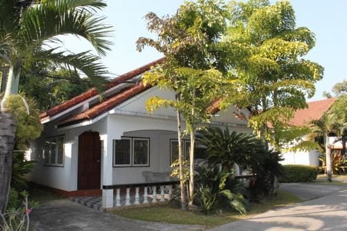 Chaisuk Bungalow