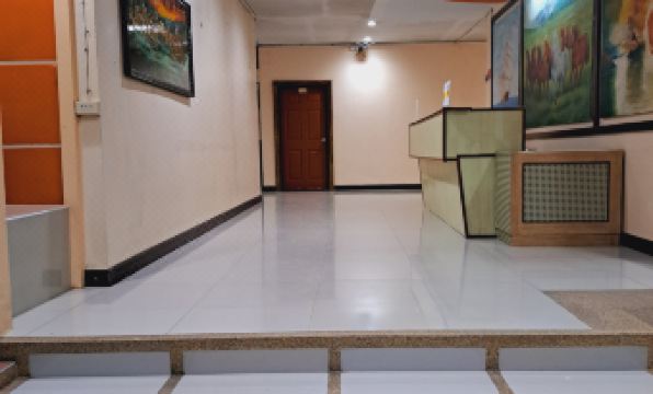 อาคารโรงแรม Sakaeo Garden Hotel ในสวนริมถนนสระแก้ว ตัวเมืองสระแก้ว