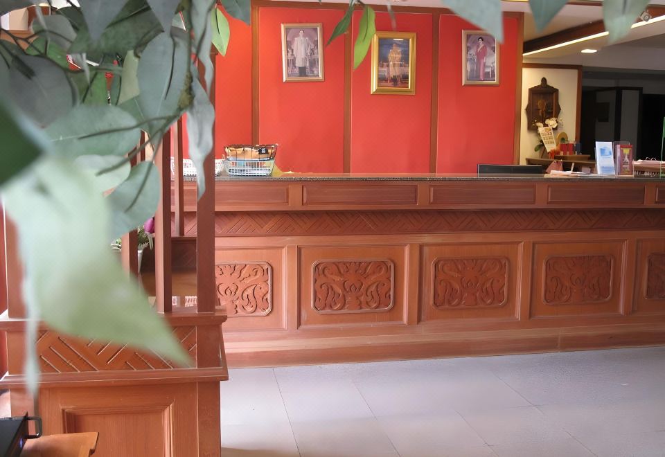 บรรยากาศภายใน Dusit Hotel สกลนคร โซนต้อนรับและทางเดิน