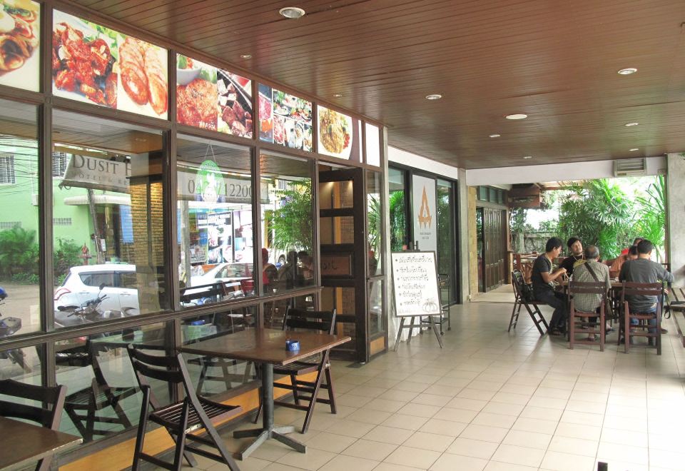 ร้านอาหารของ Dusit Hotel สกลนคร ใจกลางเมืองใกล้พระธาตุเชิงชุม