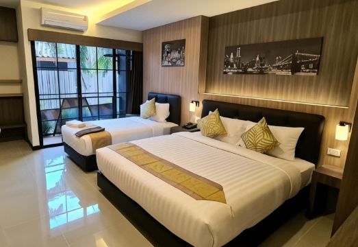 The Room Boutique Hotel